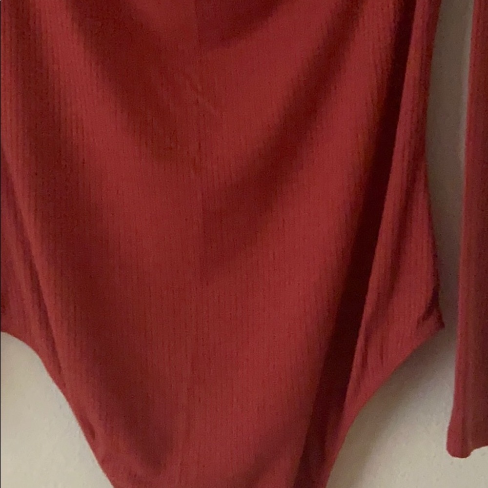 Shirt - Picture 3 of 4